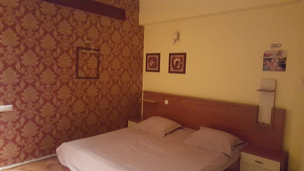 Hospitality Centrum- River Bucureşti Ngoại thất bức ảnh