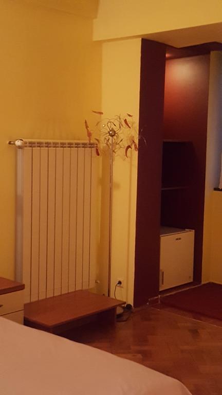 Hospitality Centrum- River Bucureşti Ngoại thất bức ảnh